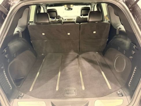 Used 2017 Jeep Grand Cherokee Limited w/ Luxury Group II AWD/4WD image 52