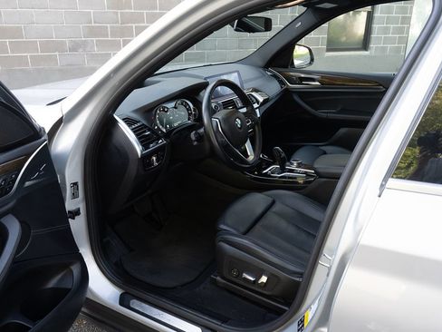 Used 2019 BMW X3 xDrive30i w/ Premium Package AWD/4WD image 7