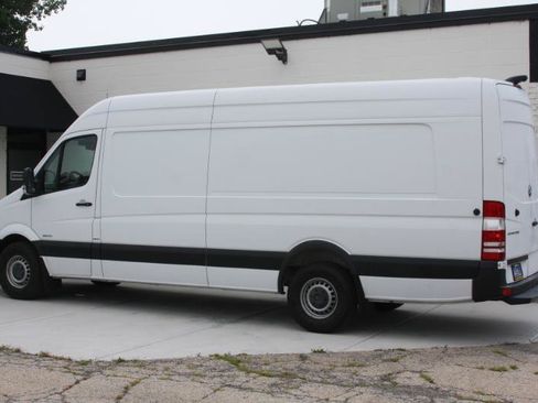 Used 2016 Mercedes-Benz Sprinter 2500 w/ Driver Efficiency Package image 9