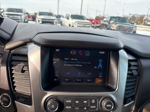 Used 2015 Chevrolet Suburban LTZ image 15