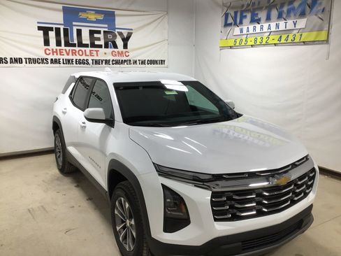 New 2026 Chevrolet Equinox LT image 1