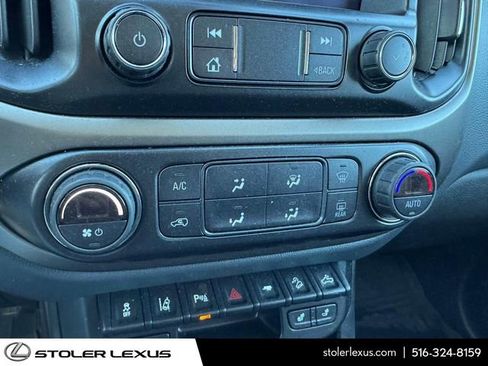 Used 2021 Chevrolet Colorado Z71 w/ Safety Package image 31