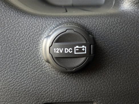 Used 2025 Jeep Wrangler Unlimited Rubicon w/ XTREMEE 35" Tire Package image 14