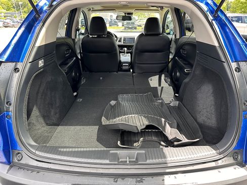 Used 2022 Honda HR-V EX-L image 12