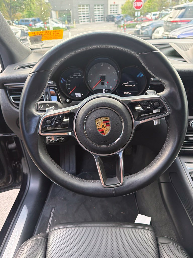 Used 2021 Porsche Macan S AWD/4WD image 12