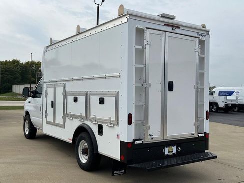 New 2024 Ford E-350 and Econoline 350 Super Duty w/ Power Windows & Locks Group image 4