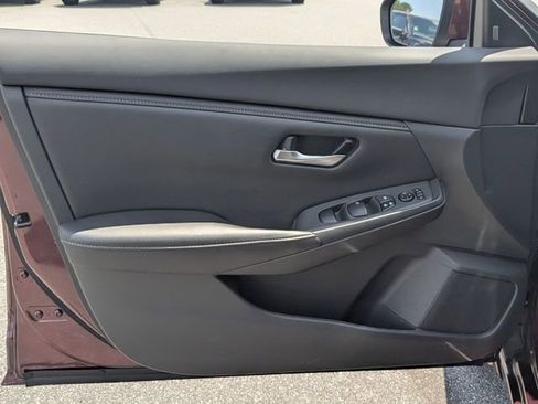 Used 2022 Nissan Sentra SV w/ All-Weather Package FWD image 9