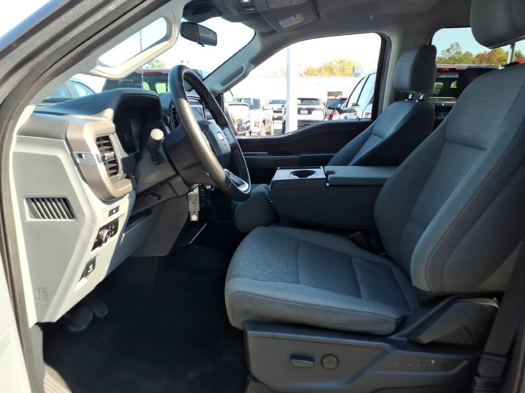Used 2025 Ford F150 XLT w/ Equipment Group 301A Standard AWD/4WD image 11
