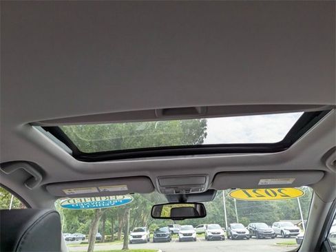 Certified 2021 Honda CR-V Touring image 19