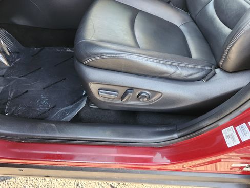 Used 2019 Toyota RAV4 Limited w/ Advanced Technology Package FWD image 27