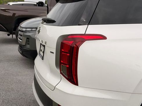 Used 2022 Hyundai Palisade SEL w/ Premium Package AWD/4WD image 13