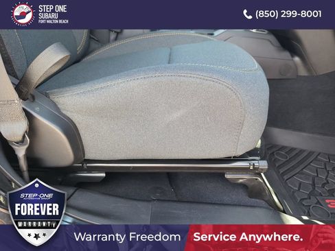 Used 2025 Jeep Gladiator Sport AWD/4WD image 36