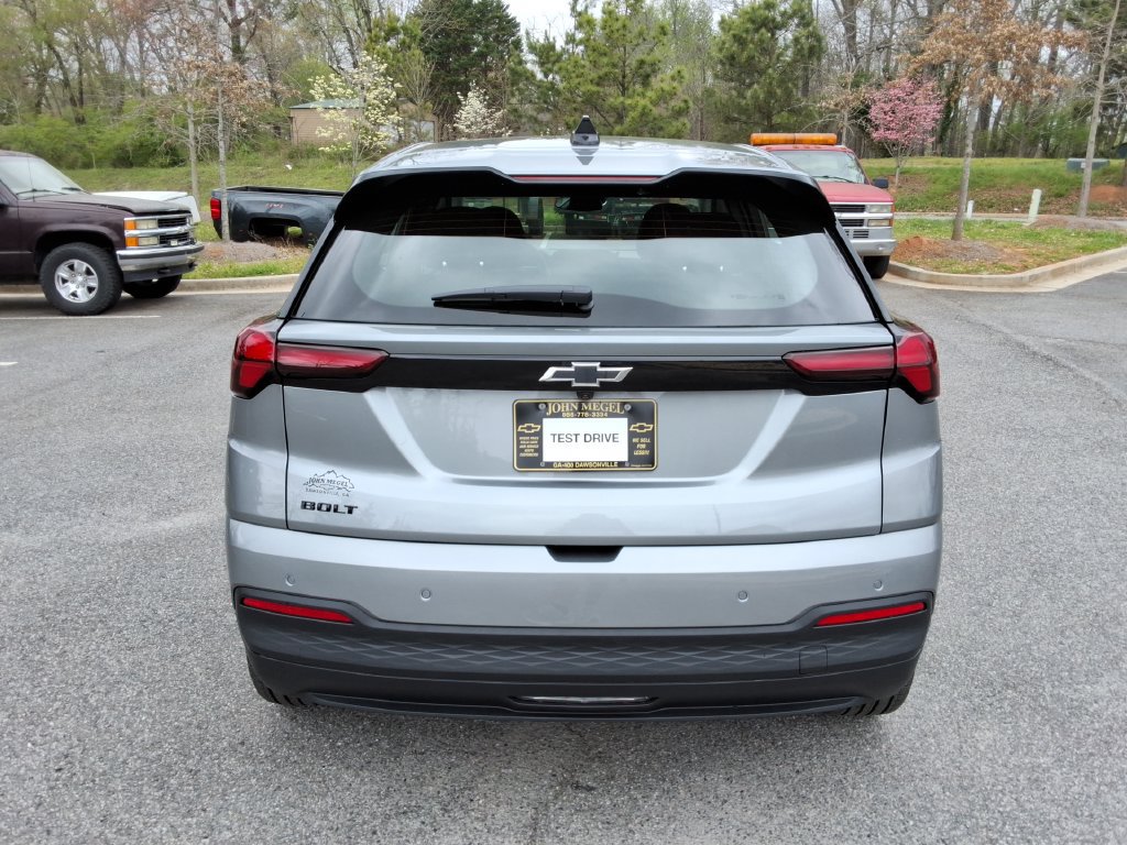 New 2027 Chevrolet Bolt LT w/ Comfort Package FWD image 6