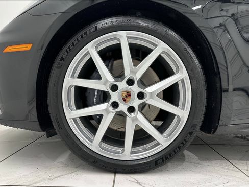 Certified 2025 Porsche Panamera 4 AWD/4WD image 12
