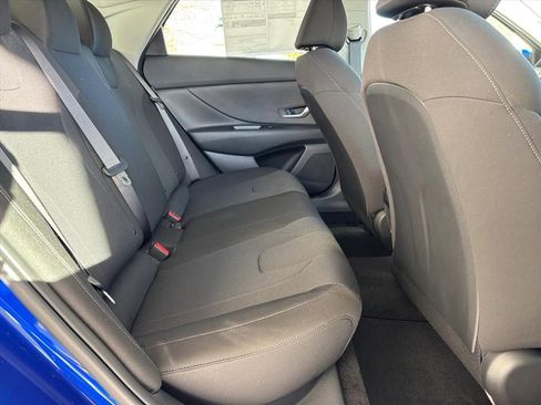 New 2026 Hyundai Elantra SE FWD image 11