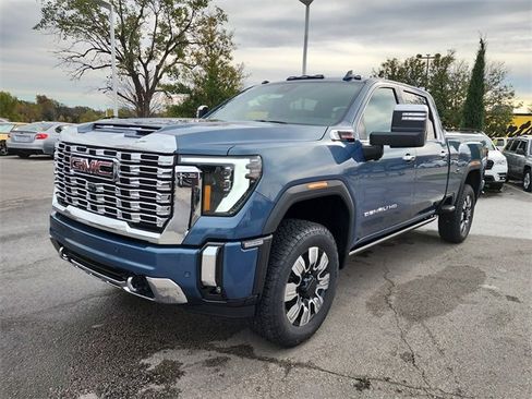 New 2026 GMC Sierra 2500 Denali w/ Denali Reserve Package image 10