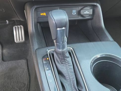 Used 2025 Honda Civic Sport image 25