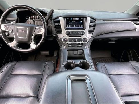Used 2020 GMC Yukon SLT image 7