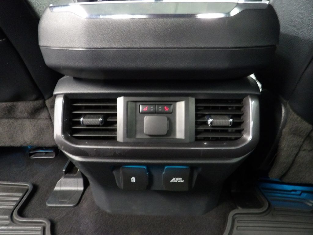 Used 2023 Ford F150 Lariat w/ Equipment Group 502A High AWD/4WD image 18