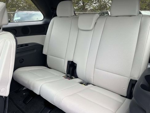 New 2026 Hyundai Palisade Calligraphy FWD image 14