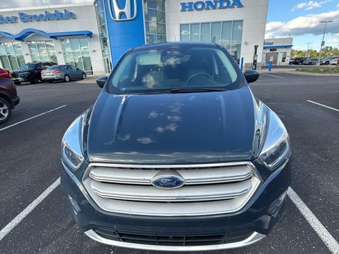 Used 2019 Ford Escape SE AWD/4WD image 2