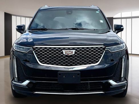 Certified 2025 Cadillac XT6 Premium Luxury w/ Platinum Package AWD/4WD image 3