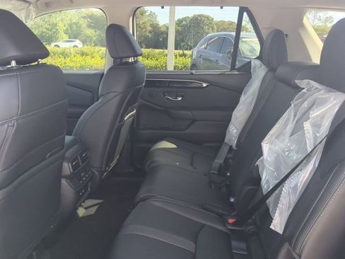 New 2025 Honda Pilot EX-L image 12