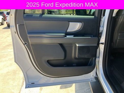 Used 2025 Ford Expedition Max Active image 22