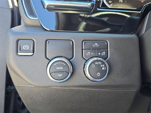 New 2026 GMC Sierra 1500 SLE w/ Preferred Package image 22