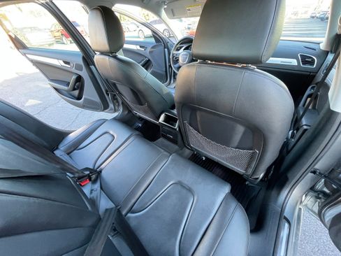 Used 2010 Audi A4 2.0T Premium image 23