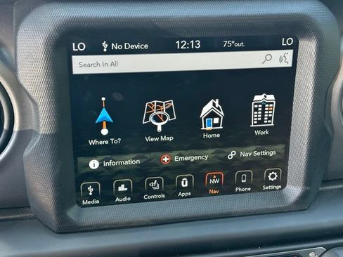 Used 2022 Jeep Gladiator Sport AWD/4WD image 19