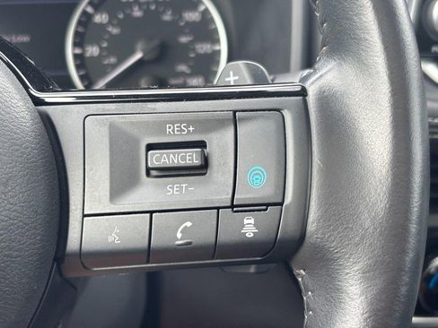 Used 2023 Nissan Rogue SV w/ SV Premium B Package AWD/4WD image 19