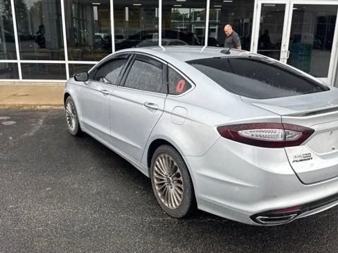 Used 2016 Ford Fusion Titanium FWD image 6