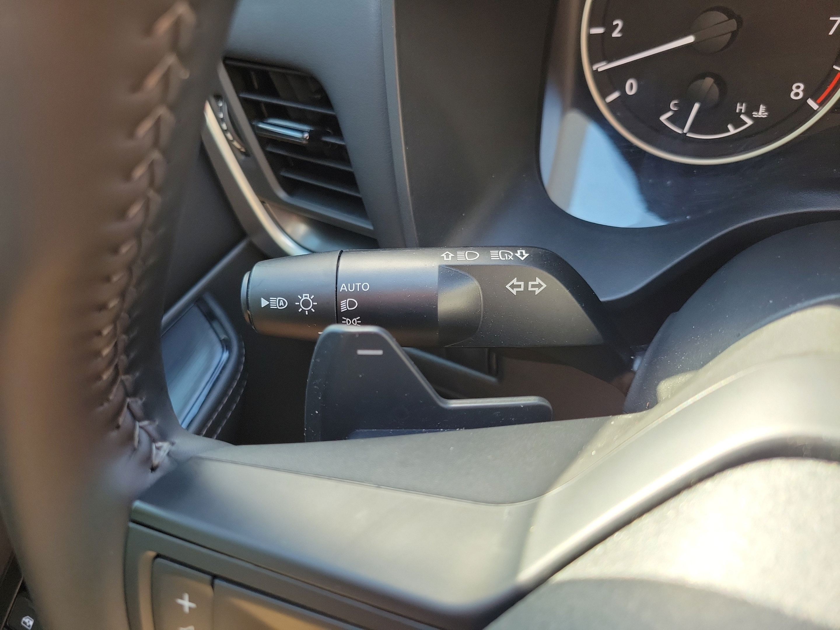 Certified 2026 Nissan Rogue SV FWD image 21