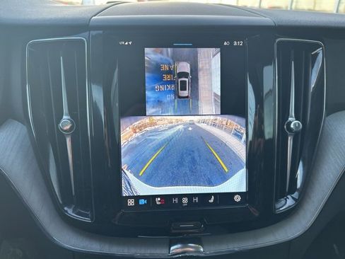 Certified 2025 Volvo XC60 B5 Plus image 23