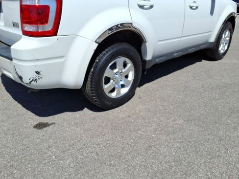 Used 2012 Ford Escape Limited AWD/4WD image 8