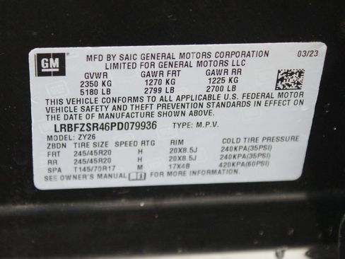 Used 2023 Buick Envision Avenir AWD/4WD image 27