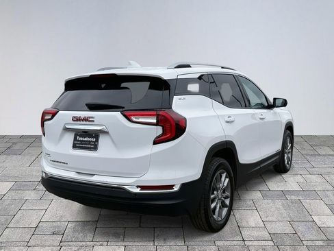 Used 2024 GMC Terrain SLT image 7
