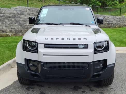 New 2026 Land Rover Defender 110 S AWD/4WD image 8