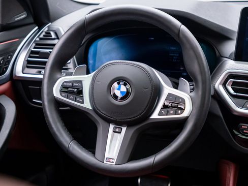 Certified 2025 BMW X4 xDrive30i w/ Premium Package AWD/4WD image 11