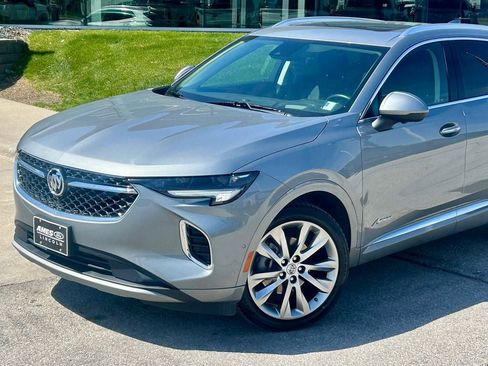 Used 2023 Buick Envision Avenir AWD/4WD image 2