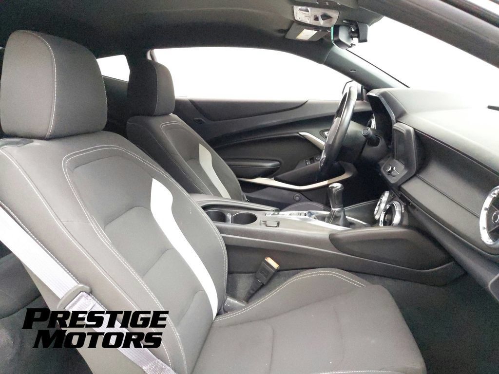 Used 2016 Chevrolet Camaro LT RWD image 37