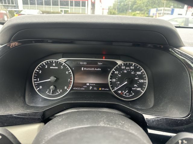 Used 2023 Nissan Pathfinder SL AWD/4WD image 12