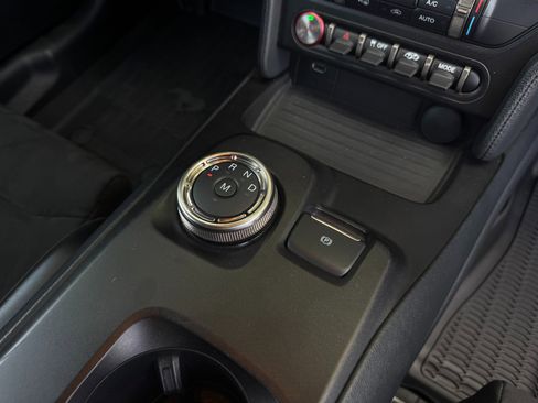 Used 2020 Ford Mustang Shelby GT500 w/ Technology Package image 32