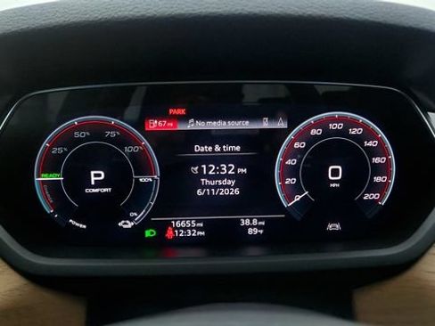Used 2023 Audi e-tron GT Premium Plus AWD/4WD image 59