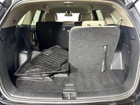 Used 2019 Kia Sorento LX image 32