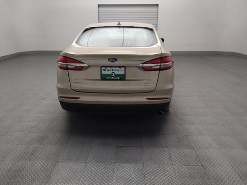 Used 2019 Ford Fusion SE FWD image 7