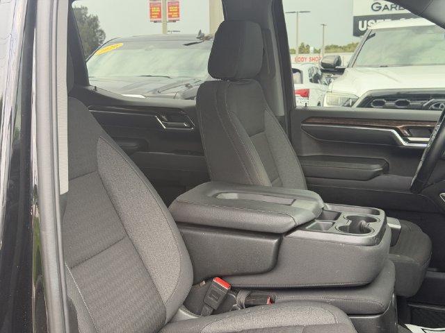 Used 2024 GMC Sierra 1500 Elevation RWD image 17