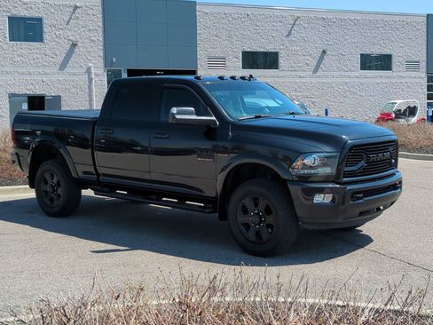 Used 2018 RAM 2500 Laramie w/ Sport Appearance Group AWD/4WD image 2