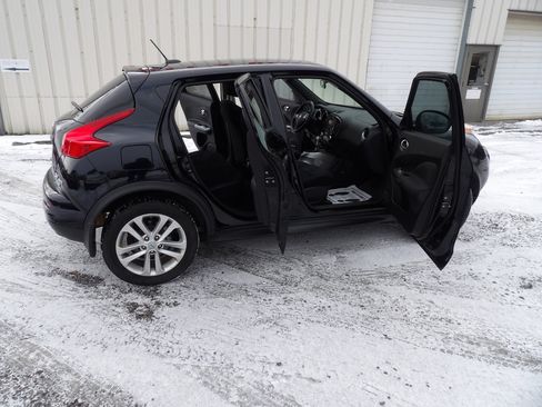 Used 2013 Nissan Juke SV image 9